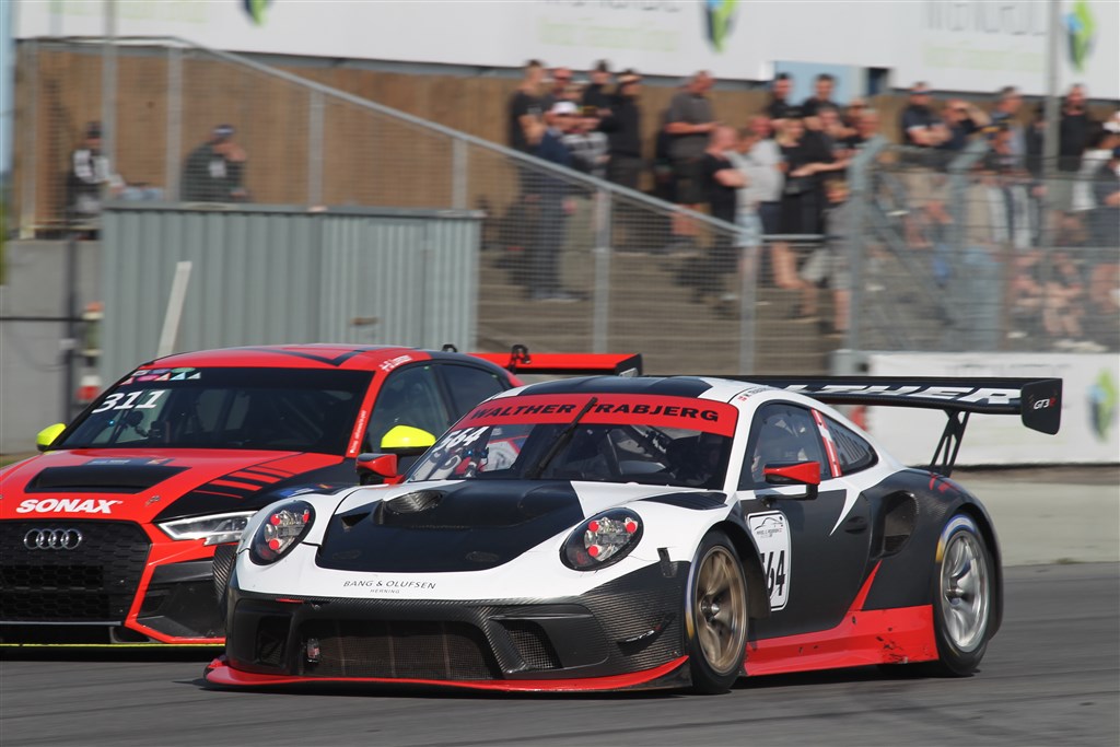 I Walther Trabjergs Porsche satte Mikkel O. Pedersen en ny banerekord ved forrige afdeling af Danish Endurance Championship.
(Foto: Henning Smed Madsen)